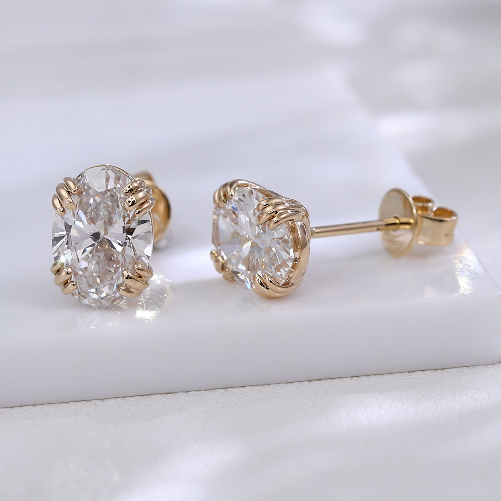 Provence Luxury Oval cut Earri – обзор и цена Diamond Stud Earrings